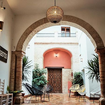 Frenteabastos Suites Cafe Hostal & Apartments 카르모나 외부 사진