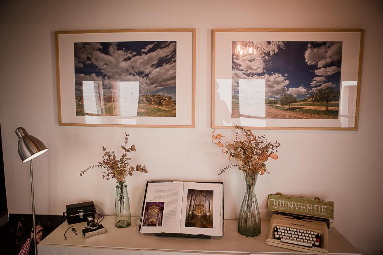 Frenteabastos Suites Cafe Hostal & Apartments 카르모나 외부 사진